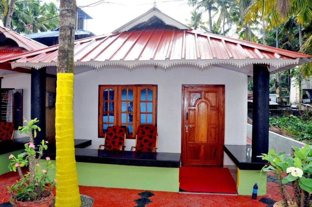 Keratheeram Beach Resort Varkala Luaran gambar