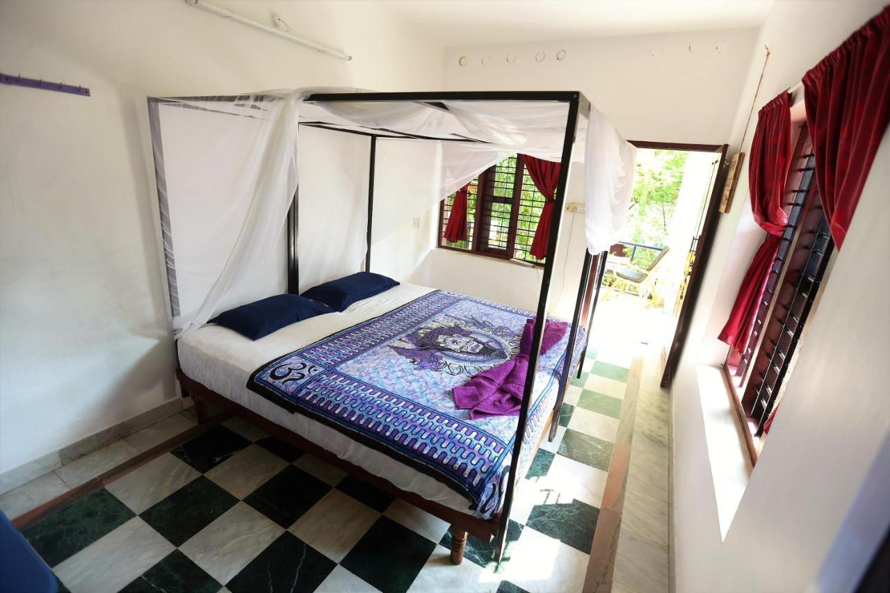 Keratheeram Beach Resort Varkala Luaran gambar
