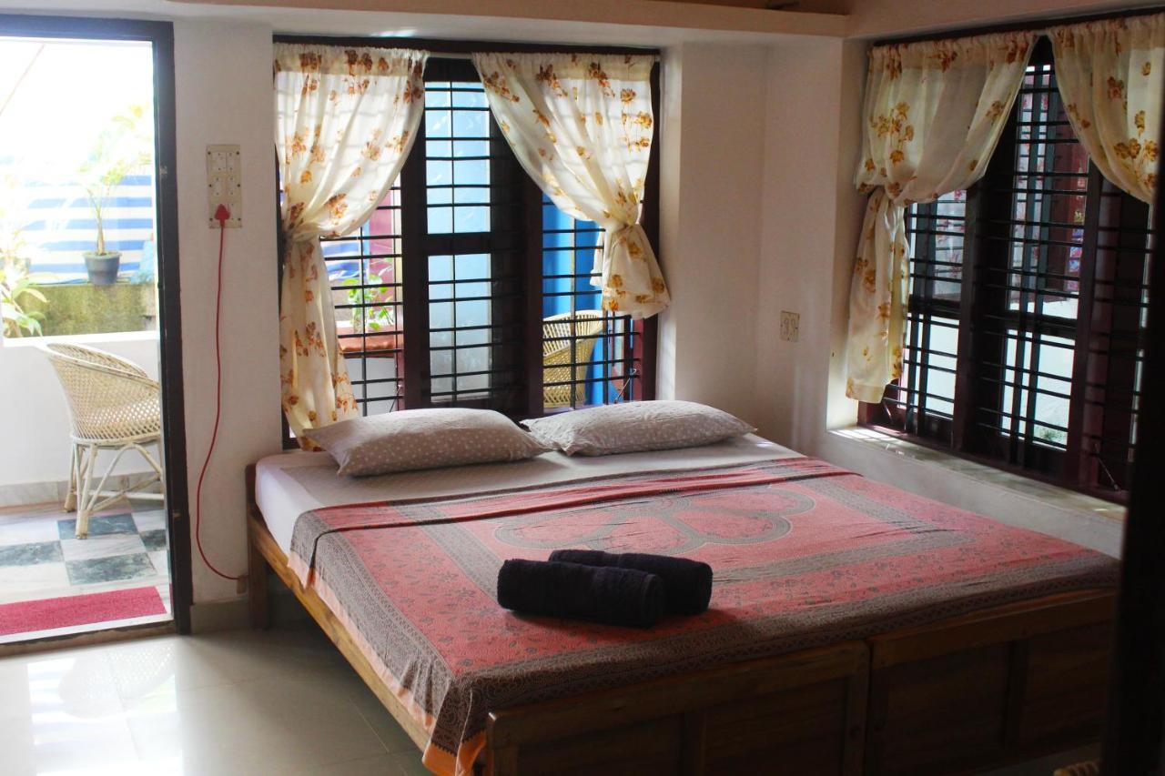 Keratheeram Beach Resort Varkala Luaran gambar
