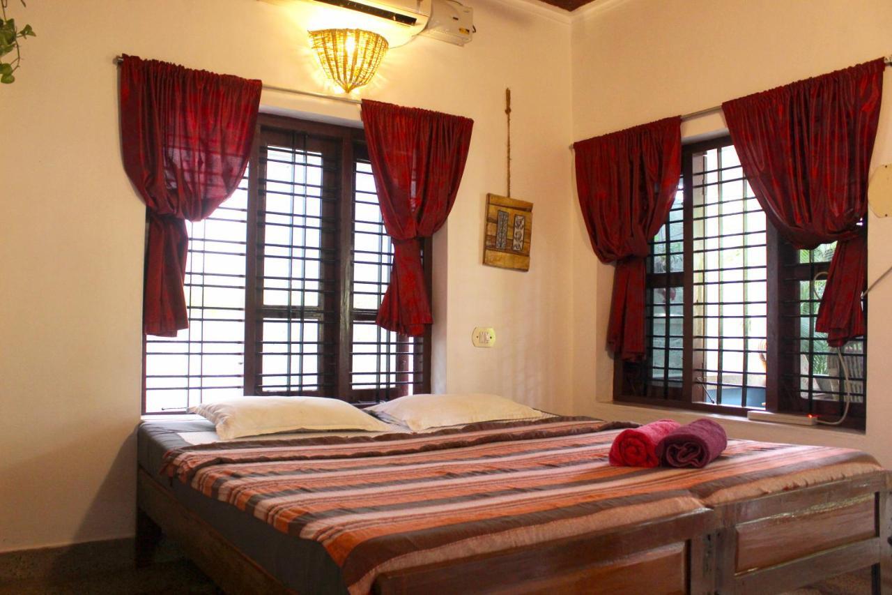 Keratheeram Beach Resort Varkala Luaran gambar